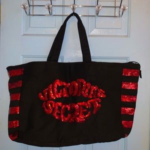 Victoria’s Secret tote